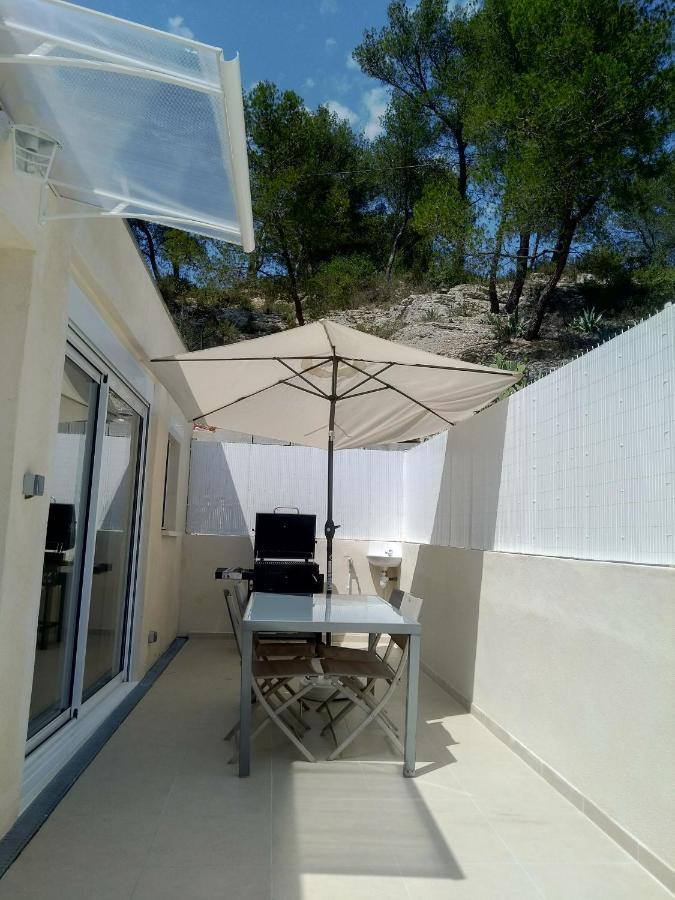 Appartement Meuble Proche De Cassis Рокфор-ла-Бедуль Экстерьер фото